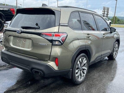 2025 Subaru Forester Touring AWD