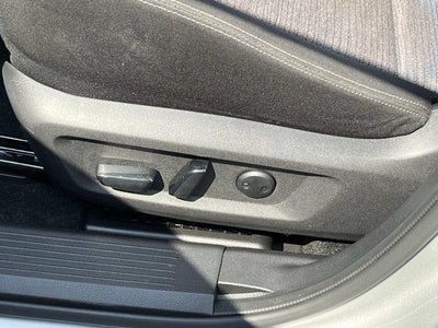 2023 Nissan Rogue AWD SV *Ltd Avail*
