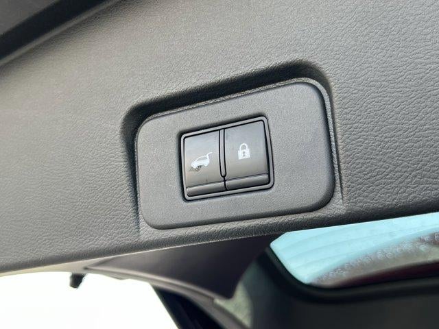 2022 Nissan Rogue AWD SV