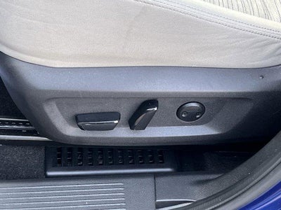 2023 Nissan Rogue AWD SV *Ltd Avail*