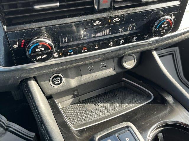 2023 Nissan Rogue AWD Platinum