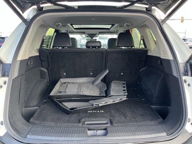 2023 Nissan Rogue AWD Platinum
