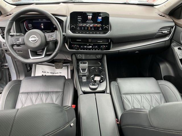 2022 Nissan Rogue AWD Platinum