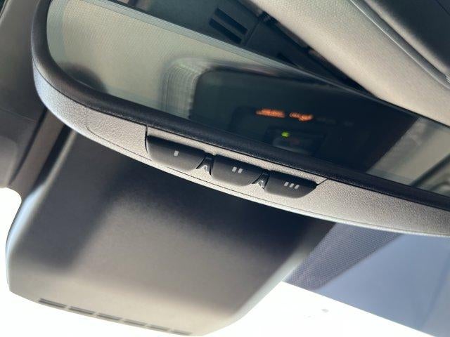 2024 Toyota Prius XLE AWD (Natl)