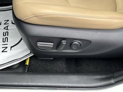 2019 Toyota RAV4 Limited AWD (GS)