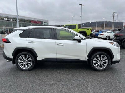 2019 Toyota RAV4 Limited AWD (GS)
