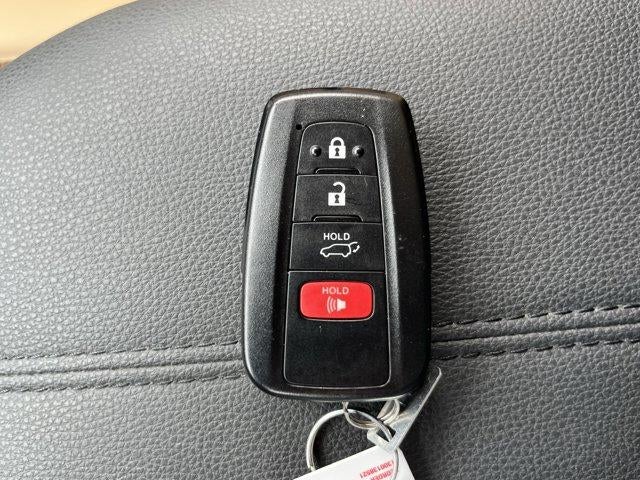 2019 Toyota RAV4 Limited AWD (GS)