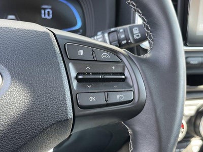 2025 Hyundai VENUE SEL IVT