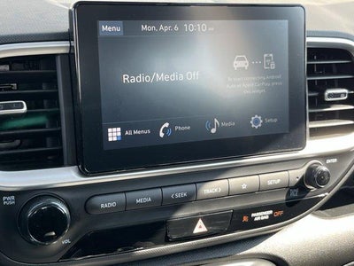 2025 Hyundai VENUE SEL IVT