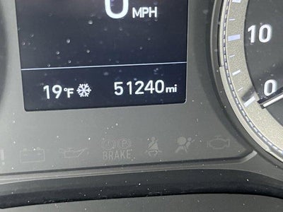 2022 Hyundai VENUE SEL IVT