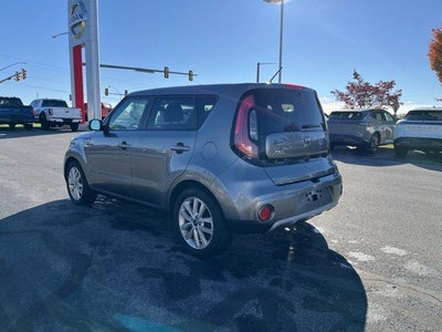 2019 Kia Soul + Auto