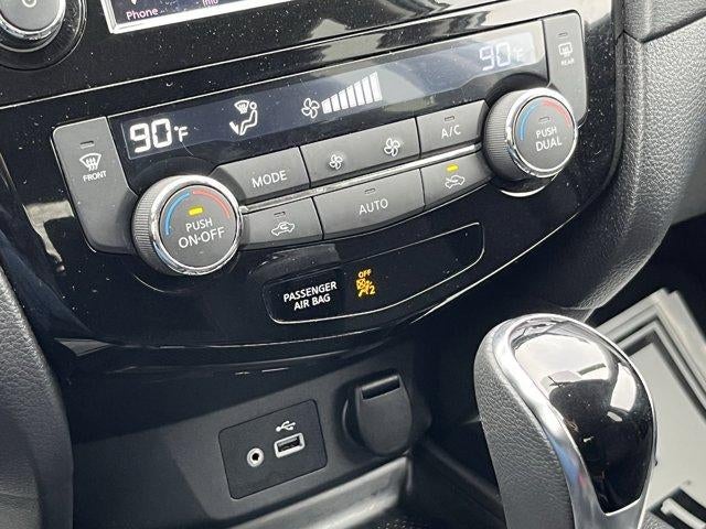 2018 Nissan Rogue AWD SV