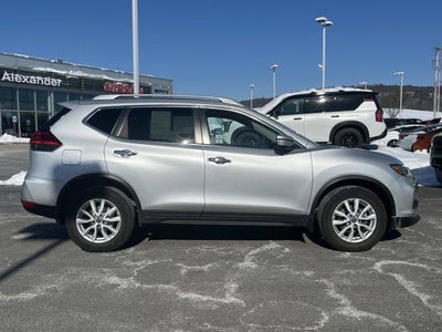 2017 Nissan Rogue AWD SV