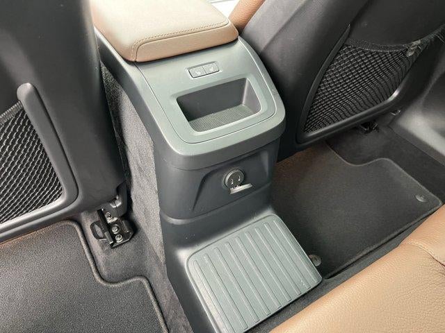 2023 Volvo XC60 Recharge Plug-In Hybrid T8 eAWD PHEV Plus Dark Theme