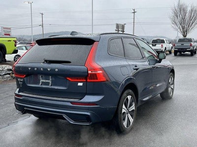 2023 Volvo XC60 Recharge Plug-In Hybrid T8 eAWD PHEV Plus Dark Theme