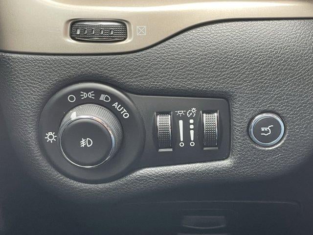2014 Jeep Cherokee 4WD 4dr Limited