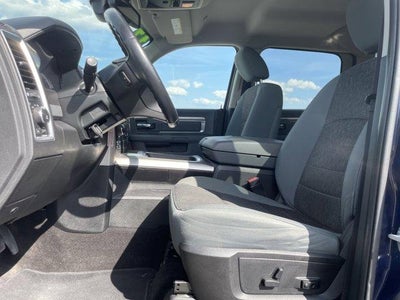 2017 RAM 1500 Big Horn 4x4 Crew Cab 6'4" Box