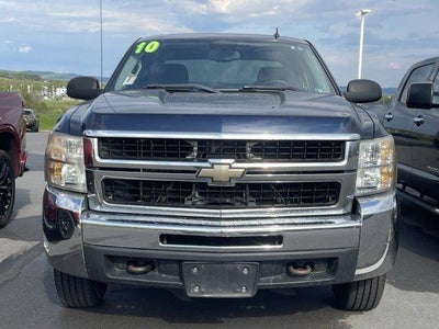 2010 Chevrolet Silverado 2500 HD Crew Cab Standard Box 4-Wheel Drive LT