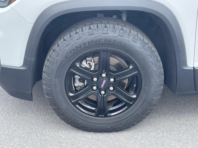 2023 GMC Acadia AWD AT4