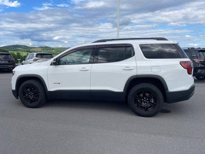 2023 GMC Acadia AWD AT4
