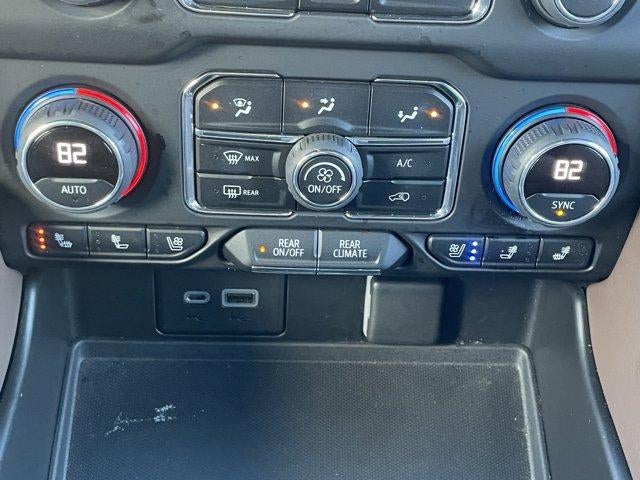 2022 Chevrolet Suburban 4WD High Country