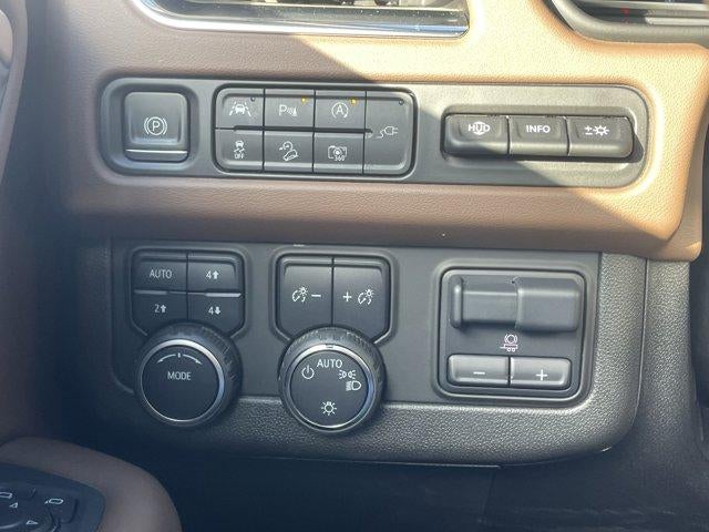 2022 Chevrolet Suburban 4WD High Country