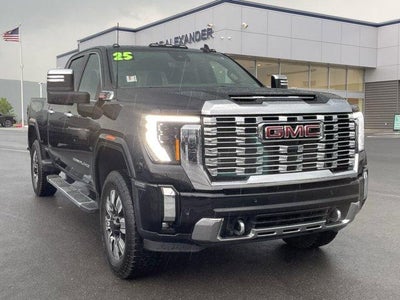 2025 GMC Sierra 2500 HD Crew Cab Standard Box 4-Wheel Drive Denali