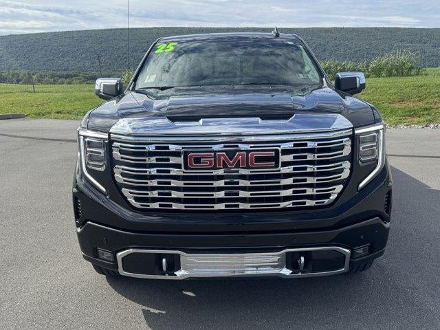 2025 GMC Sierra 1500 Crew Cab Short Box 4-Wheel Drive Denali