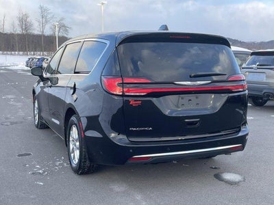 2024 Chrysler Pacifica Touring L FWD