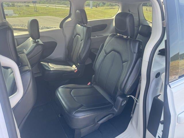 2023 Chrysler Pacifica Touring L FWD