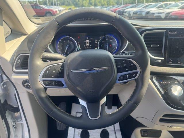 2023 Chrysler Pacifica Touring L FWD