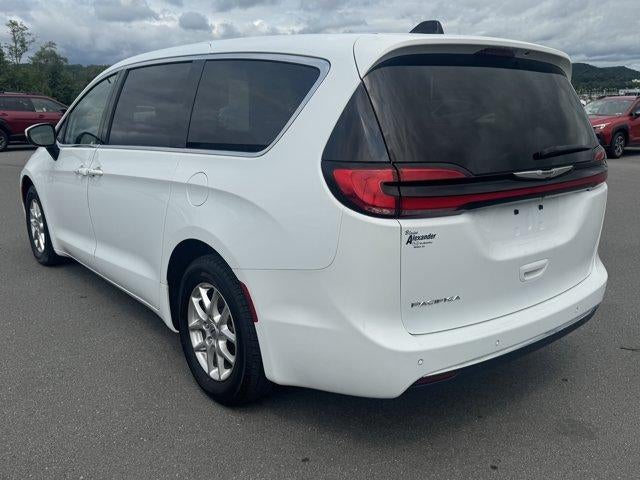 2023 Chrysler Pacifica Touring L FWD