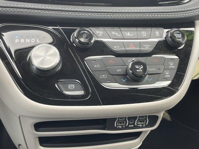 2024 Chrysler Pacifica Touring L FWD