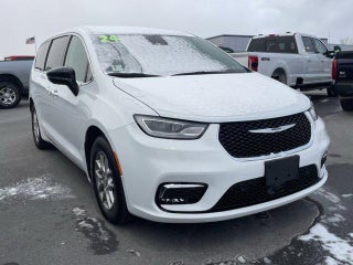2024 Chrysler Pacifica Touring L FWD