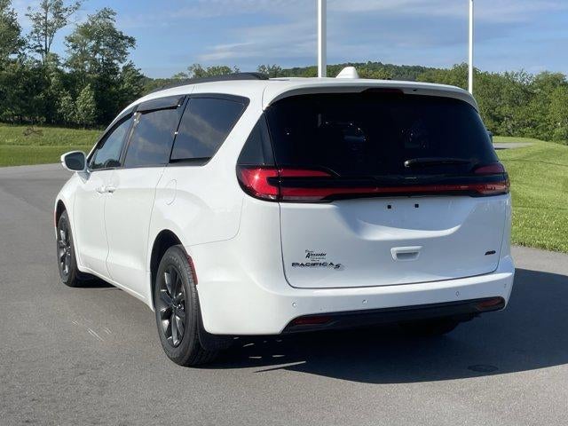 2021 Chrysler Pacifica Touring L AWD
