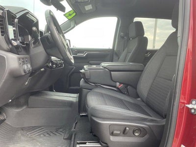 2023 Chevrolet Silverado 1500 Crew Cab Short Box 4-Wheel Drive LT 1LT