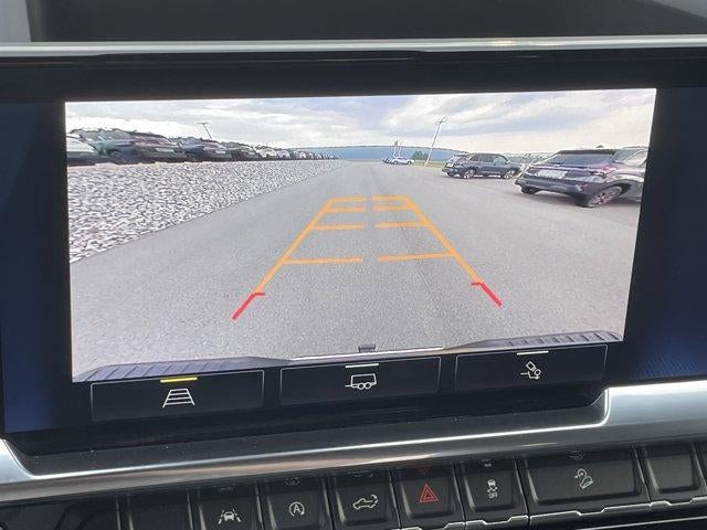 2023 Chevrolet Silverado 1500 Crew Cab Short Box 4-Wheel Drive LT 1LT