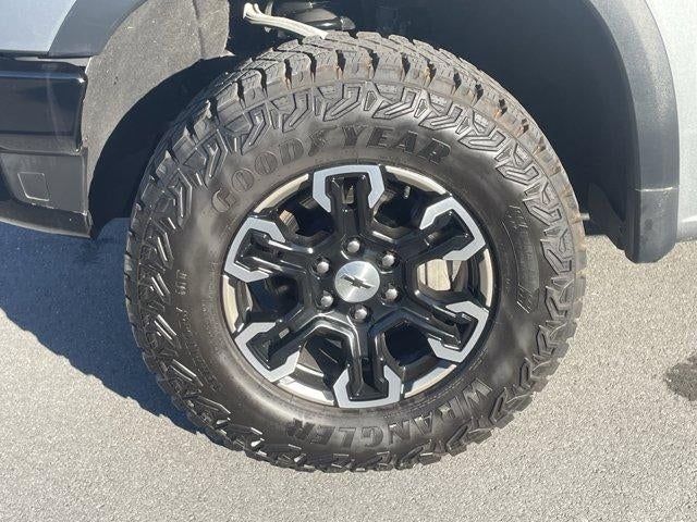 2023 Chevrolet Silverado 1500 Crew Cab Short Box 4-Wheel Drive ZR2