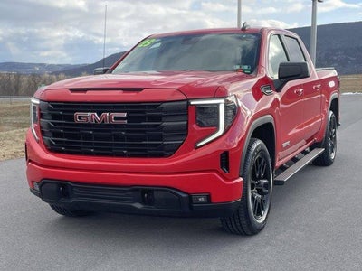 2023 GMC Sierra 1500 Crew Cab Short Box 4-Wheel Drive Elevation 3SB