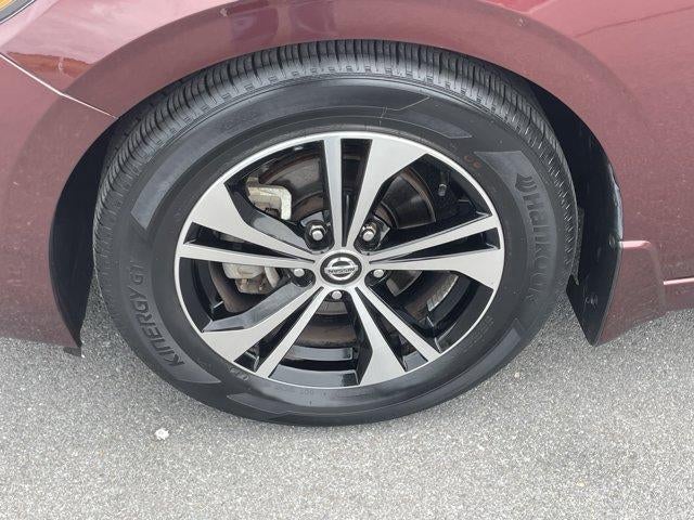2022 Nissan Sentra SV CVT