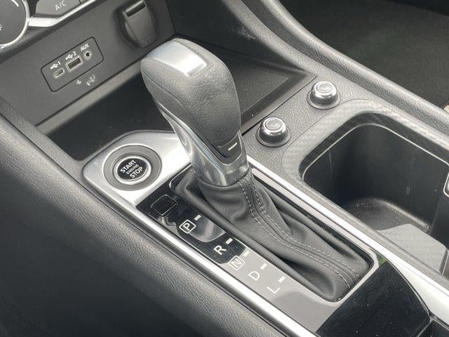 2022 Nissan Sentra SV CVT