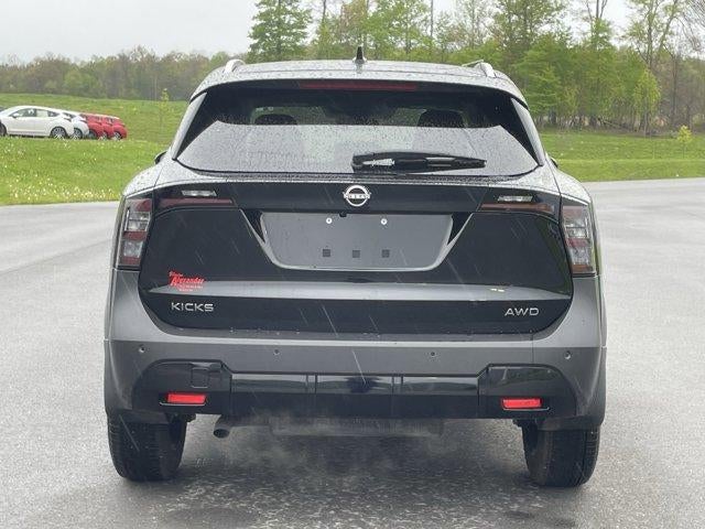2025 Nissan Kicks SV AWD