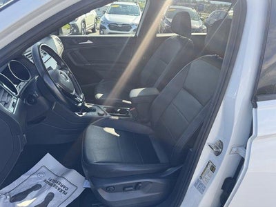 2020 Volkswagen Tiguan 2.0T SE R-Line Black 4MOTION