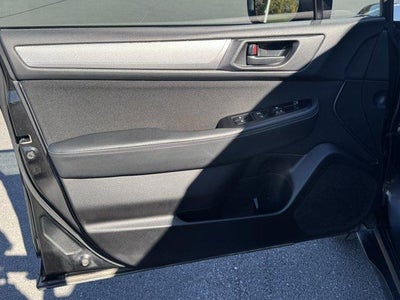 2019 Subaru Outback 2.5i