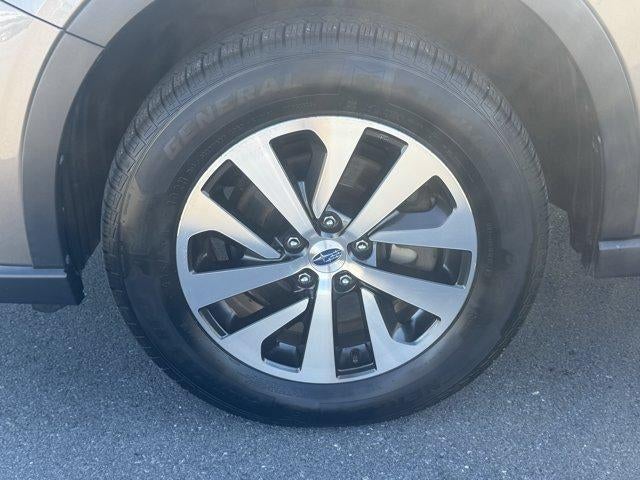 2022 Subaru Outback Premium CVT