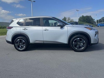 2025 Nissan Rogue AWD SV