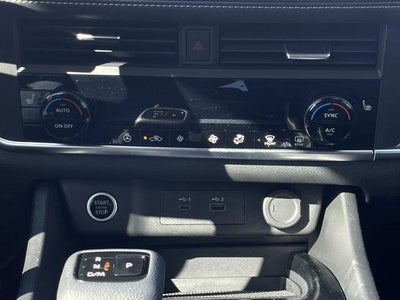2023 Nissan Rogue AWD SV