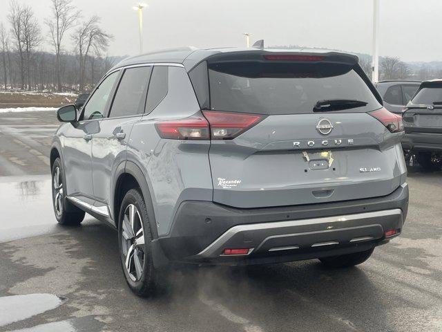 2022 Nissan Rogue AWD SL