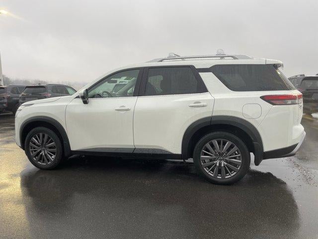 2024 Nissan Pathfinder SL 4WD