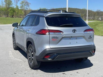 2024 Toyota Corolla Cross Hybrid SE 4WD (Natl)